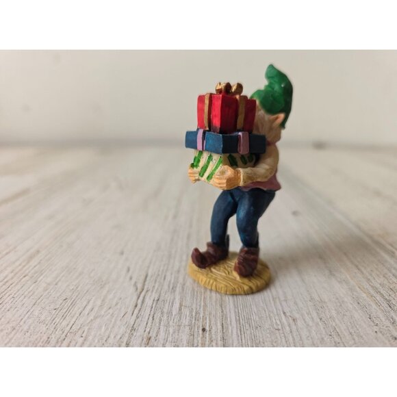 Vintage elf present figurine village Xmas decor unique - Picture 3 of 8